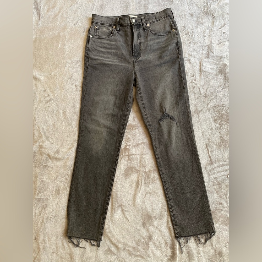 New Madewell the perfect vintage jean women’s size 27 
Color Gray